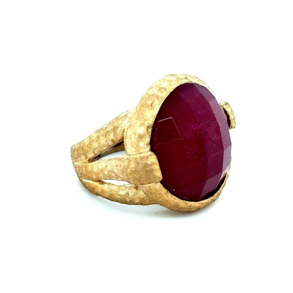 Large‎ Ruby Ring - Picture 2 of 7